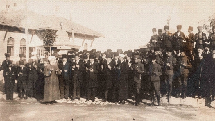 Bursa’nın Tarihteki İlk Bakanı Karacabeyli Mustafa Fehmi Gerçeker Unutulmadı