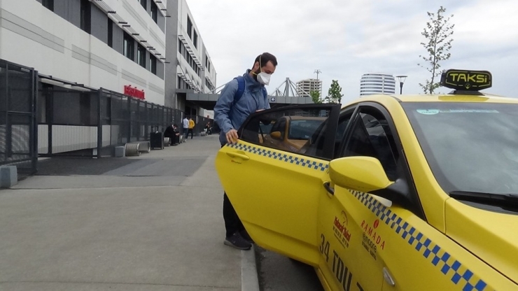 Sağlık Çalışanlarına Ücretsiz Taksi Hizmeti Devam Ediyor
