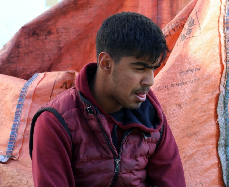 Görenler Üzülmüştü, Validen Gelen Haber Sevindirdi