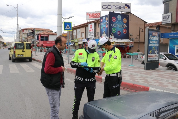 Sokağa Çıkma Kısıtlamasına Uymayanlara Ceza Yağdı