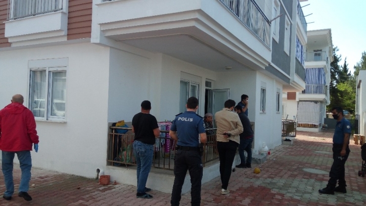 Antalya’da Kadın, Tartıştığı Eski Kocasını Bıçakladı