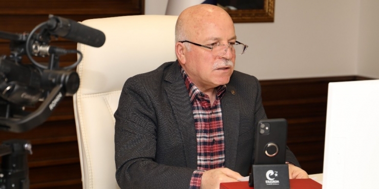 Başkan Sekmen’den Sosyal Medyada Dijital Halk Günü Buluşması