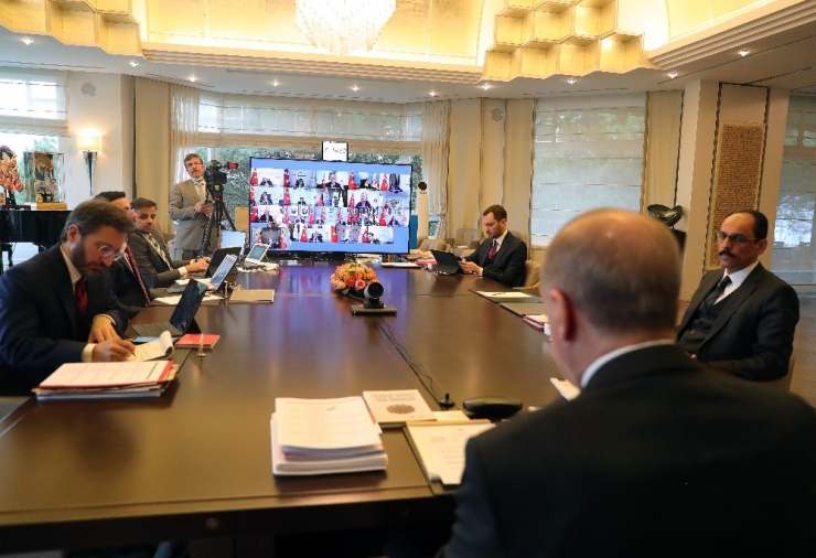 Cumhurbaşkanlığı Kabinesi Video Konferansla Toplandı