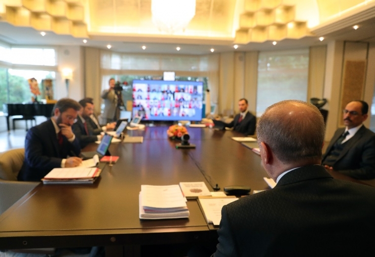 Cumhurbaşkanlığı Kabinesi Video Konferansla Toplandı