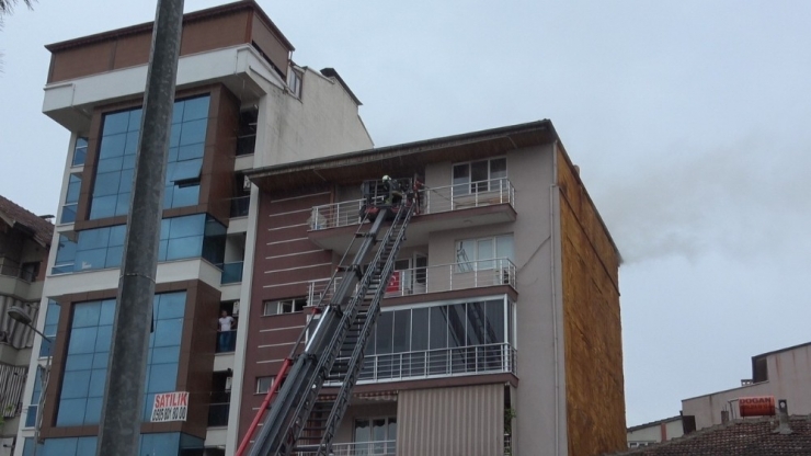 Tüpten Sızan Gaz Yangına Neden Oldu