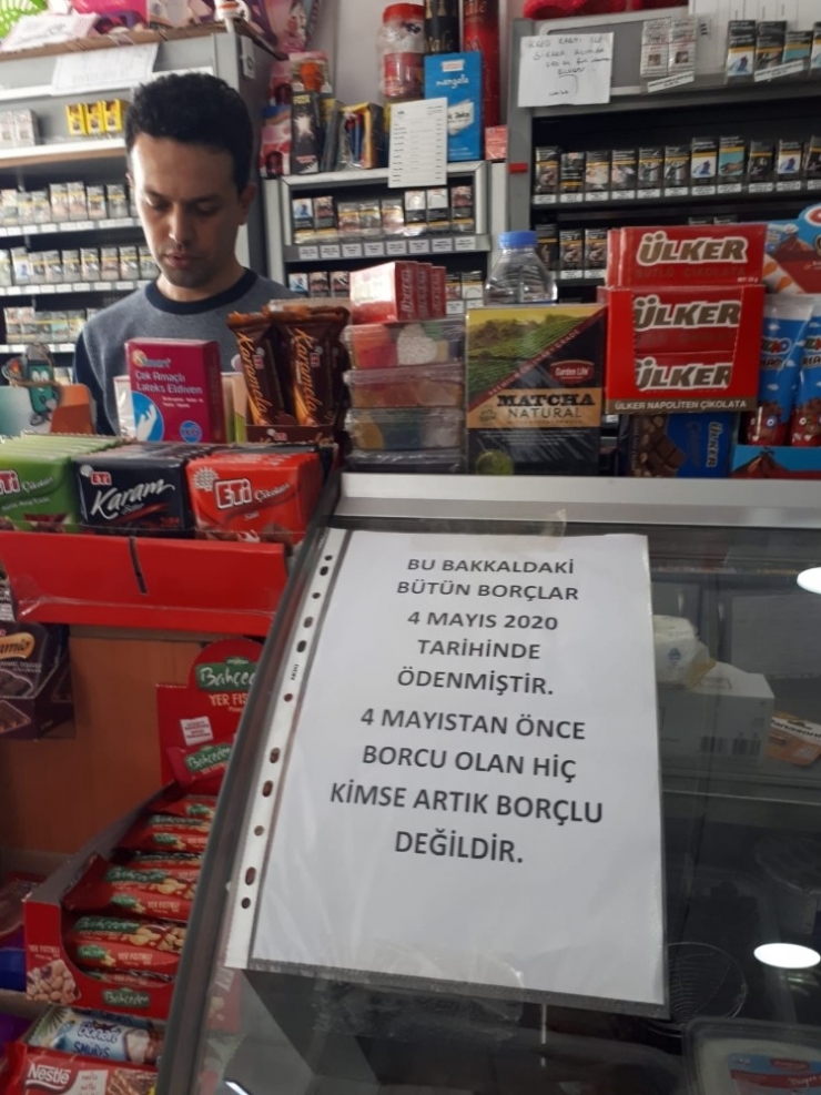Veresiye Borcu Olanlar Markete Gelince Büyük Bir Şokla Karşılaştı