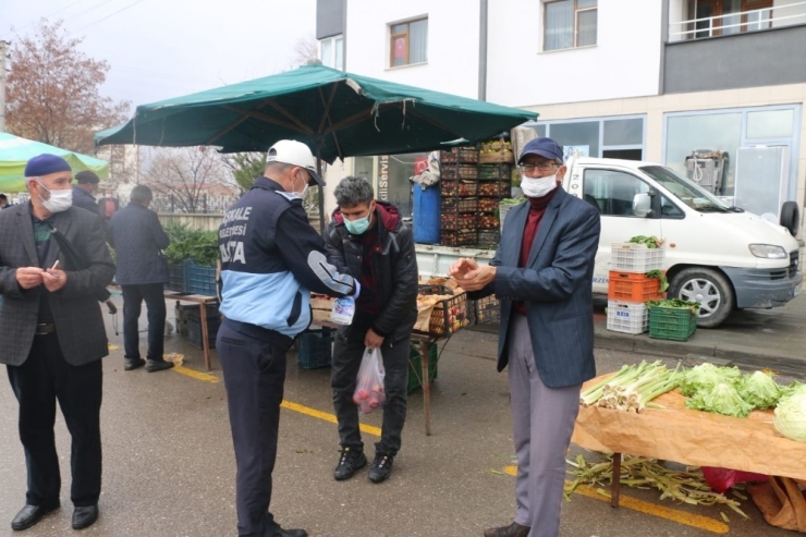 Aşkale’de 7 Hafta Sonra Pazar Kuruldu
