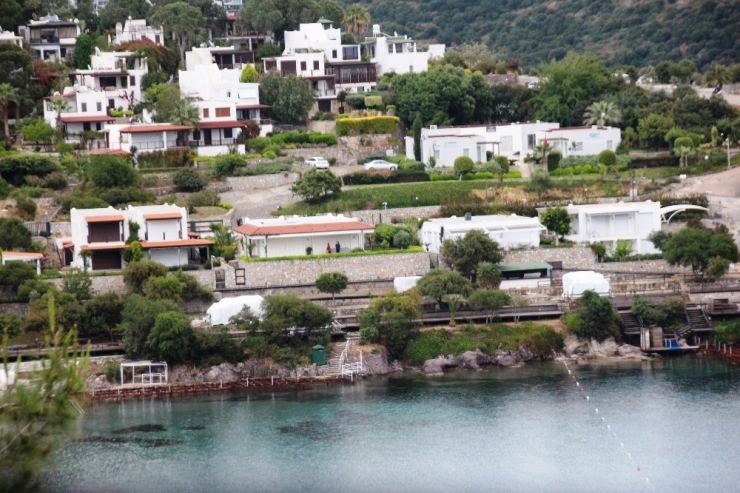 Yılmaz Özdil’in Evinde İnceleme