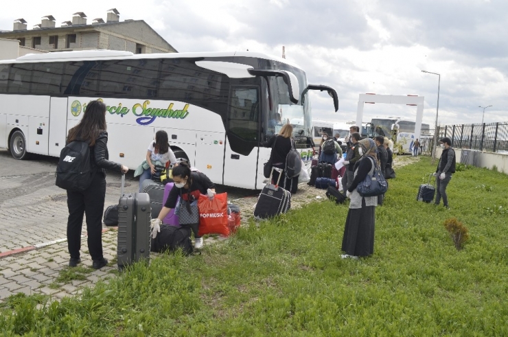 Karantinadaki 184 Vatandaş Memleketlerine Uğurlandı
