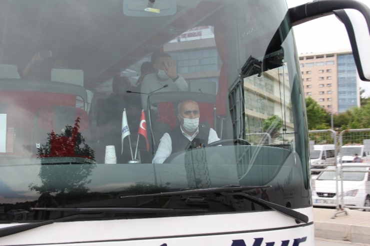 Mersin’de Karantinası Biten 167 Kişi Memleketlerine Gönderildi