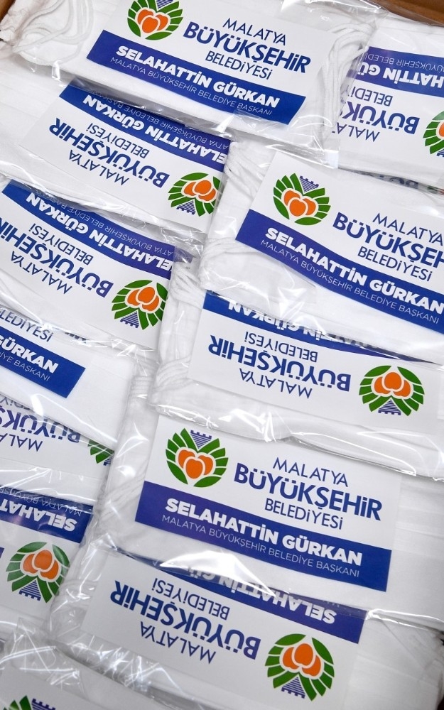 Malatya’dan 3 Belediyeye 130 Bin Maske Gönderildi