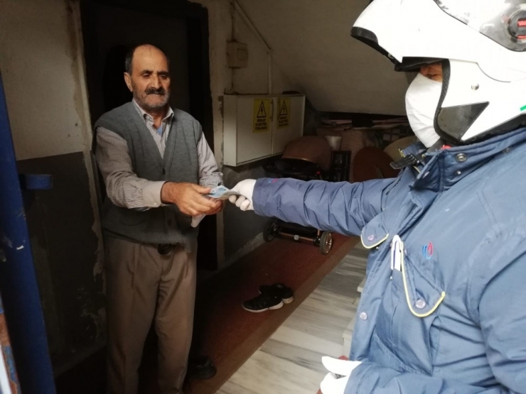 Sultanbeyli Kaymakamlığı, İhtiyaç Sahibi Vatandaşların Hizmetinde