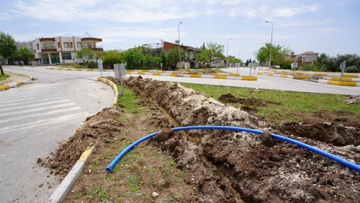 Akkonut Kavşağına Otomatik Sulama Sistemi Döşendi