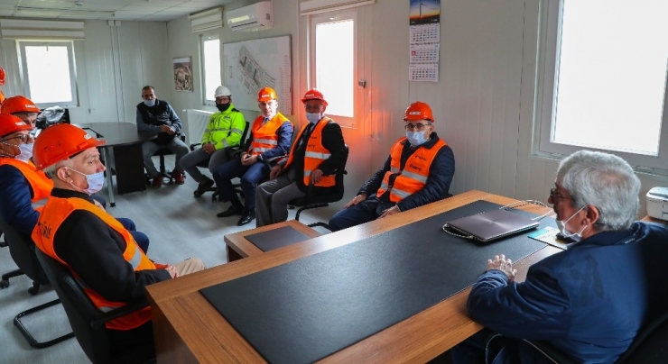 Başkan, Şehir Hastanesi İnşaatını İnceledi