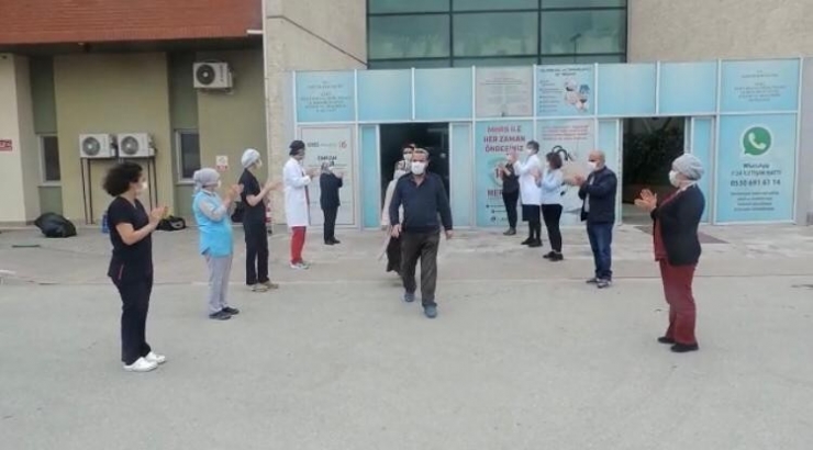 Bolu’da, Son Hastalarını Taburcu Eden Pandemi Hastanesi Normale Dönüyor