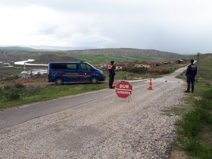 Çorum’da Bir Köy Karantinaya Alındı