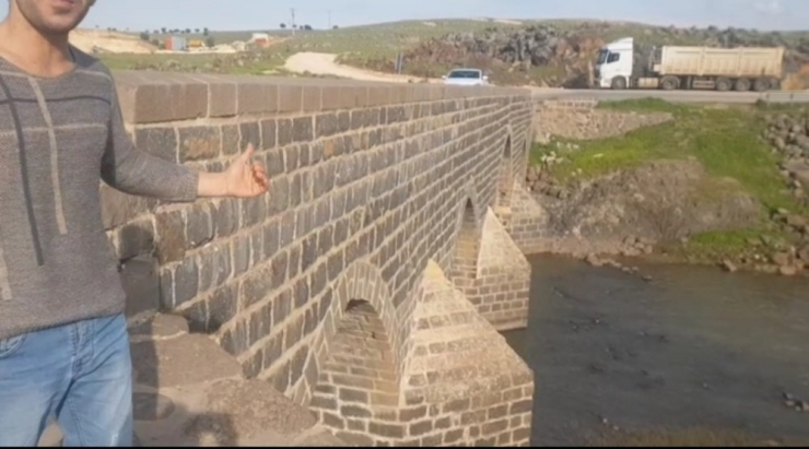 Tarihi Dilaver Köprüsü Onarılmayı Bekliyor