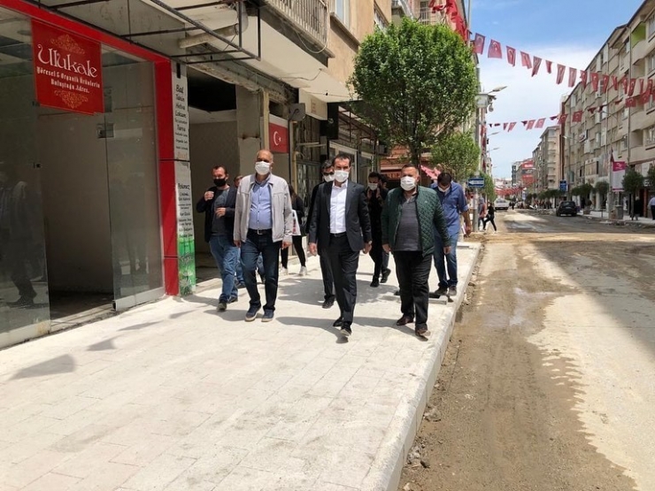 Başkan Şerifoğulları, Yenileme Çalışmalarını İnceledi