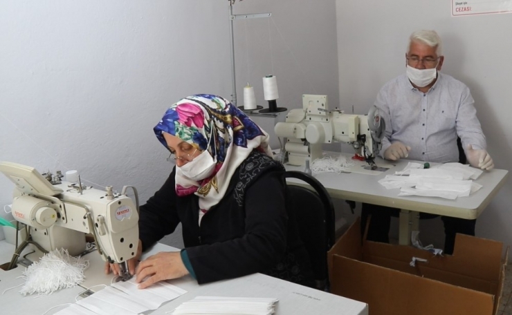 Başkan Yüksel’den Gönüllü Terzilere Teşekkür