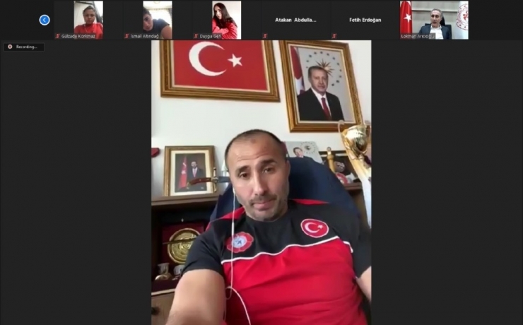 Müdür Arıcıoğlu, Milli Sporcularla Tele Konferans Aracılığı İle Görüştü