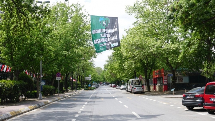 Başkan Hürriyet, Kocaelispor’a 2. Ligde Başarılar Diledi