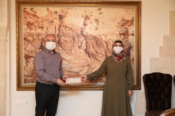 Mardin’de 47 Üretici Kadına İpek Böceği Kozaları Dağıtıldı