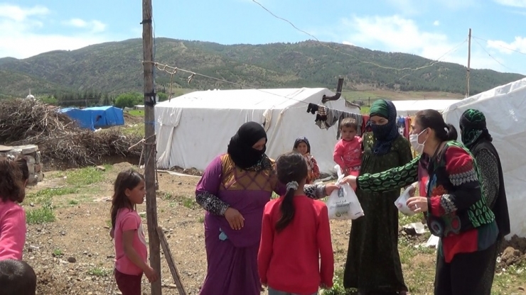 Mevsimlik İşçilere Çadır Ve Hijyen Desteği