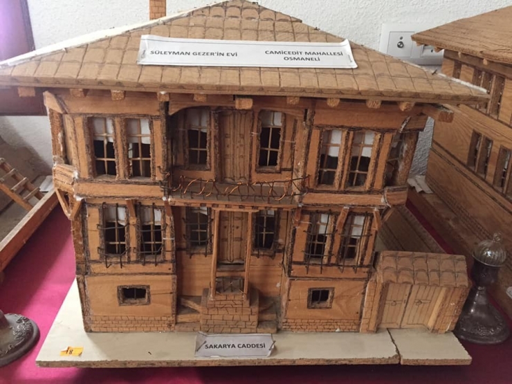 Osmaneli Tarihine Işık Tutan Ulvi Erbaş’ın Eserleri Belediye Müzesinde Sergileniyor