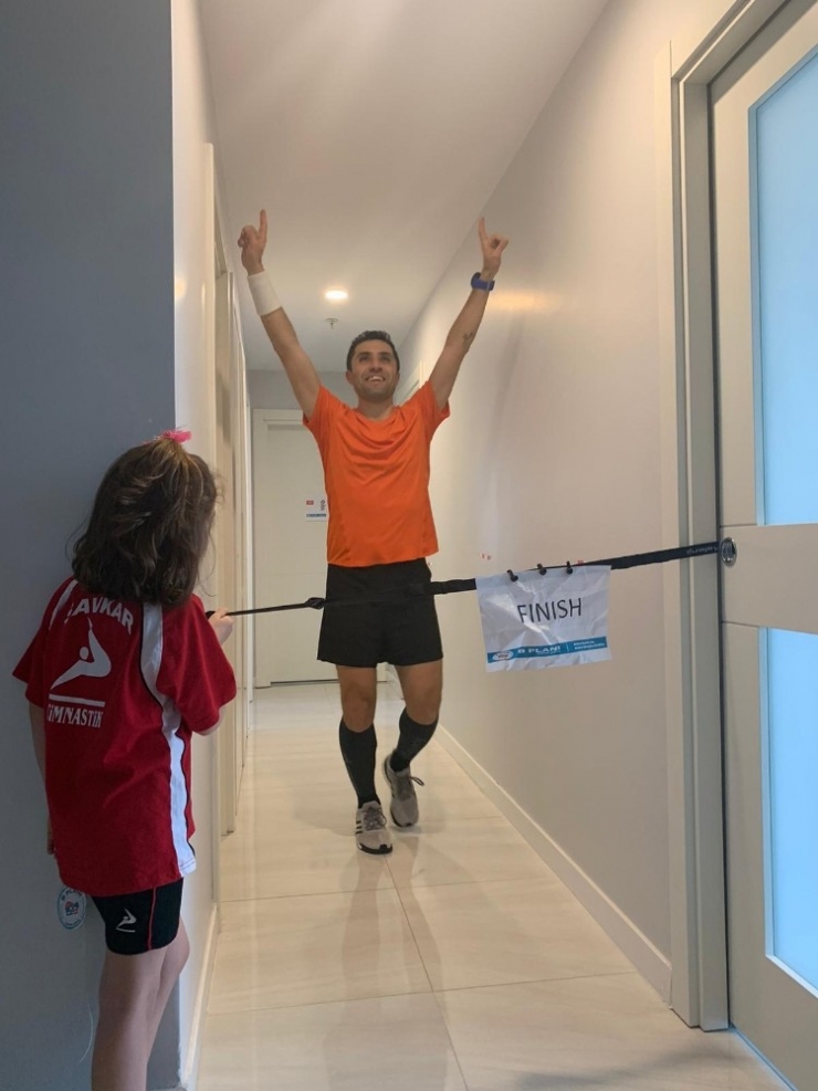 Aksa Akrilik Cfo’sundan Evde Maraton Denemesi