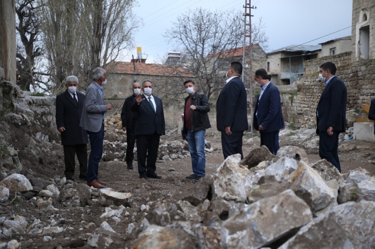 Başkan Yalçın Koçcağız’da İncelemelerde Bulundu