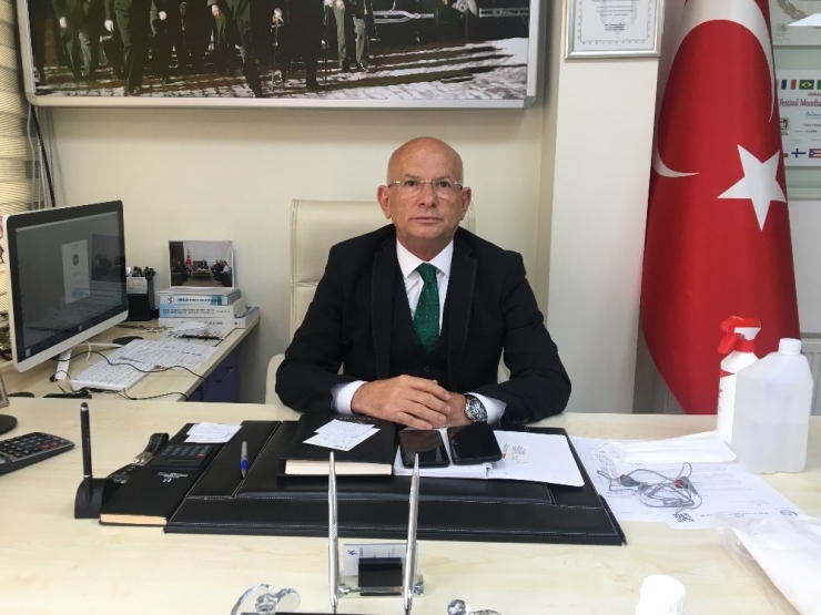 İstanbul Berberler Odası Başkanı Akyüz’den Sakal Traşı Uyarısı