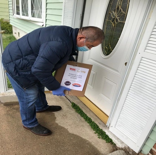 Covid-19’dan Etkilenen Abd’de İhtiyaç Sahiplerine Yardım