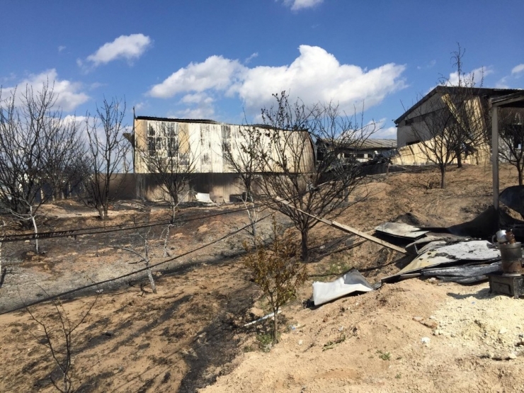 Başkent’te Tiner Fabrikasında Yangın; 2 İşçi Hayatını Kaybetti