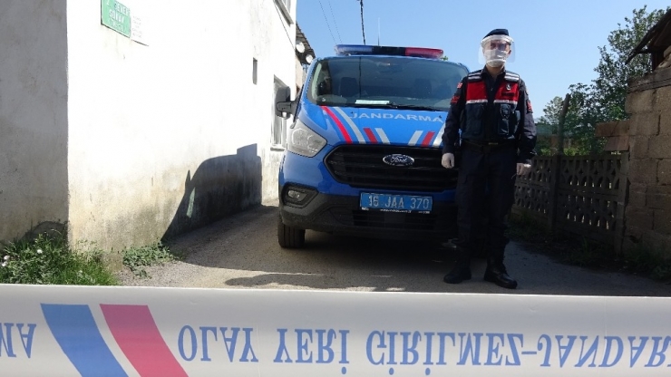 Karantinaya Alınan Sokak Sessizliğe Büründü