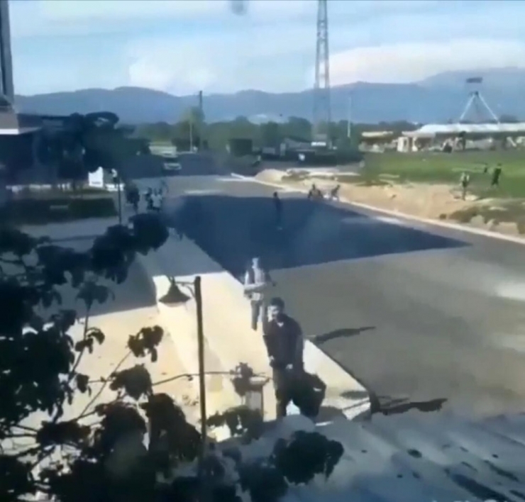 Bursa’da Polisi Gören Gençler Böyle Kaçtı