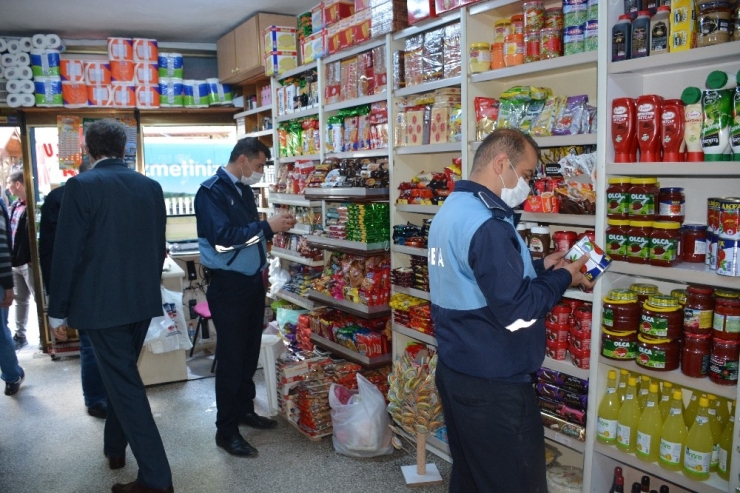 Zabıta Ekiplerinden Bakkal Ve Market Denetimi