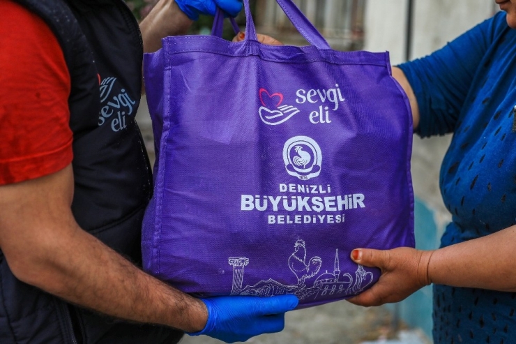 Büyükşehir’den 20 Bin Aileye Ramazan Yardımı