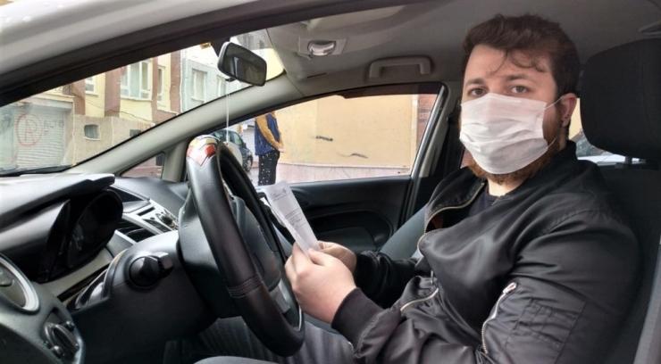 Oruç Tuttuğu Gün Alkolmetre Yüzünden Ehliyetinden Oldu