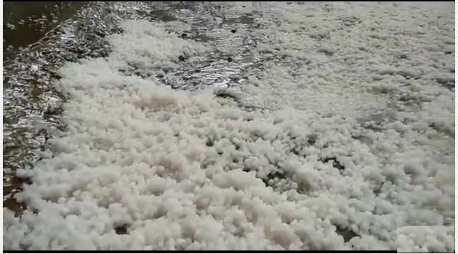 Hakkari’de Dolu Yağışı