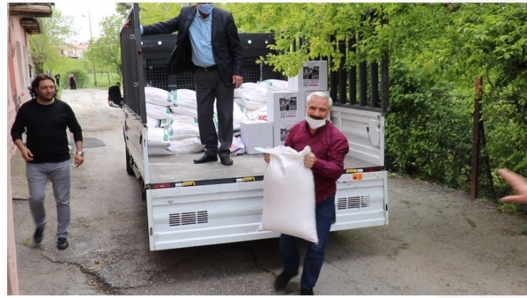 Hayırsever İş Adamlarından Ramazan Yardımı