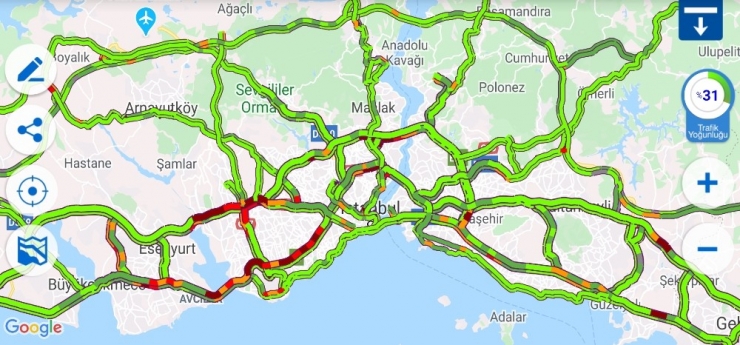 İstanbul Trafiği Korona Virüs Öncesi Haline Geri Döndü