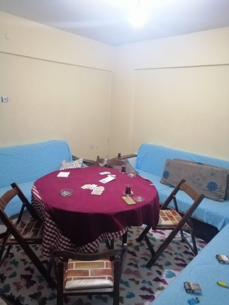 Kastamonu’da Kumar Oynayanlara Jandarma Ekiplerinden Baskın