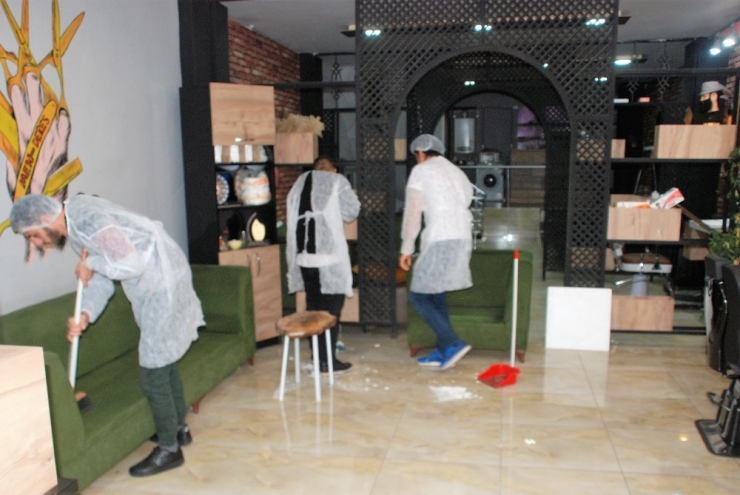 Kuaförlerde Yeni Döneme Özel Hazırlık