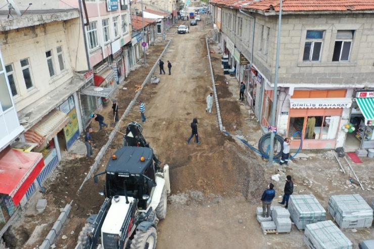 Diriliş Meydanı Ve Kasaplar Çarşısında Altyapı Çalışmaları Tamamlandı
