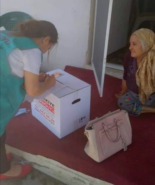 Saruhanlı’da Ramazan Sofralarına Cansuyu Oluyorlar