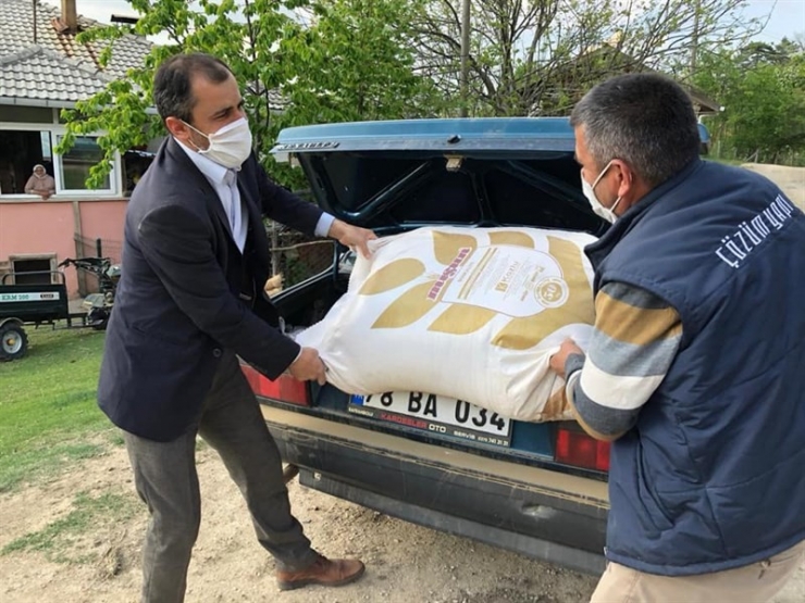 Safranbolu’da Vatandaşların İhtiyaçları Gideriliyor