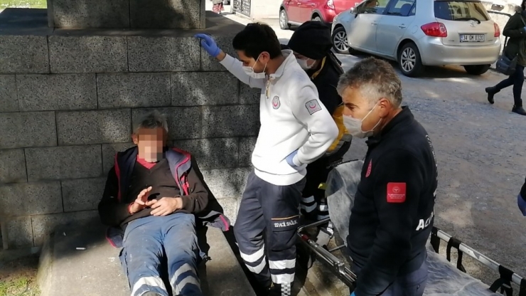 Alkol Komasına Giren İki Kişi Hastaneye Kaldırıldı