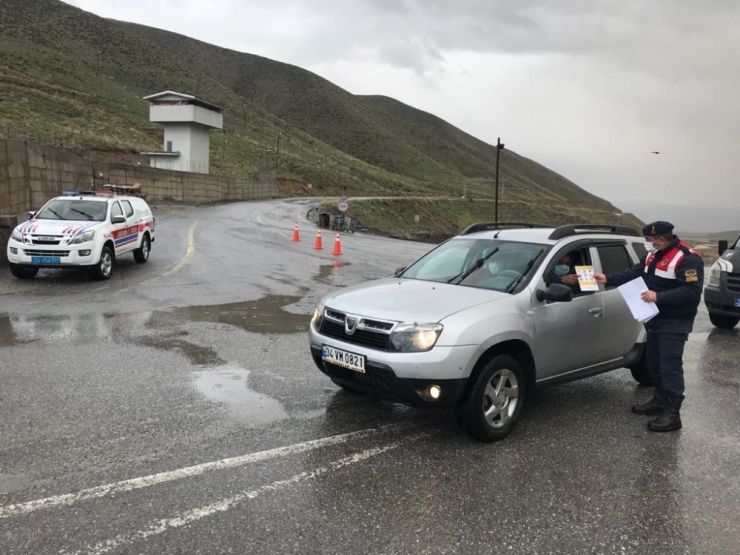 Başkale’de Trafik Haftası Etkinliği