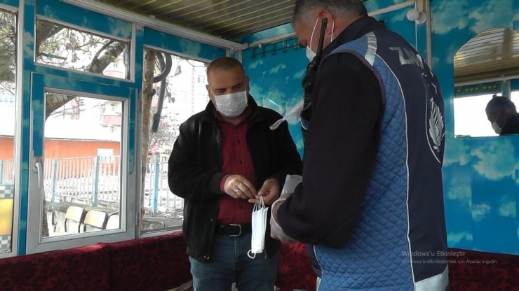 Erciş Belediyesi 10 Bin Adet Ücretsiz Maske Dağıttı