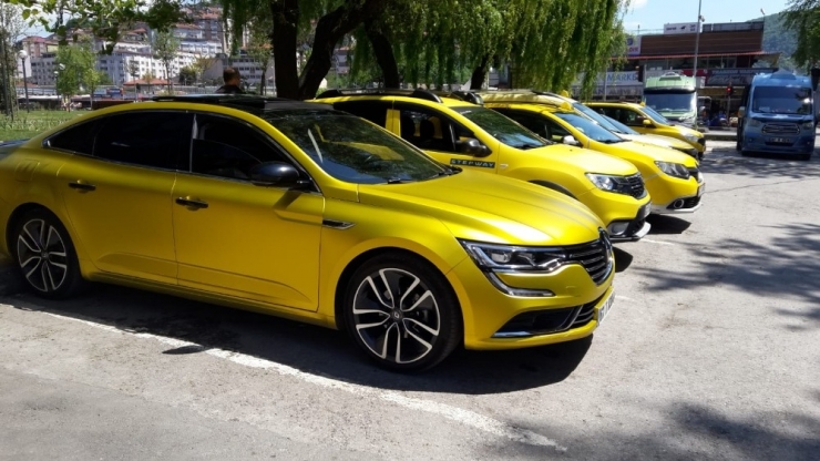 Aslanbaki: "Korsan Taksiler İş Yaptı"